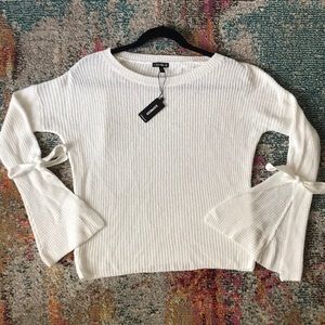 White sweater w/ flared out sleeves